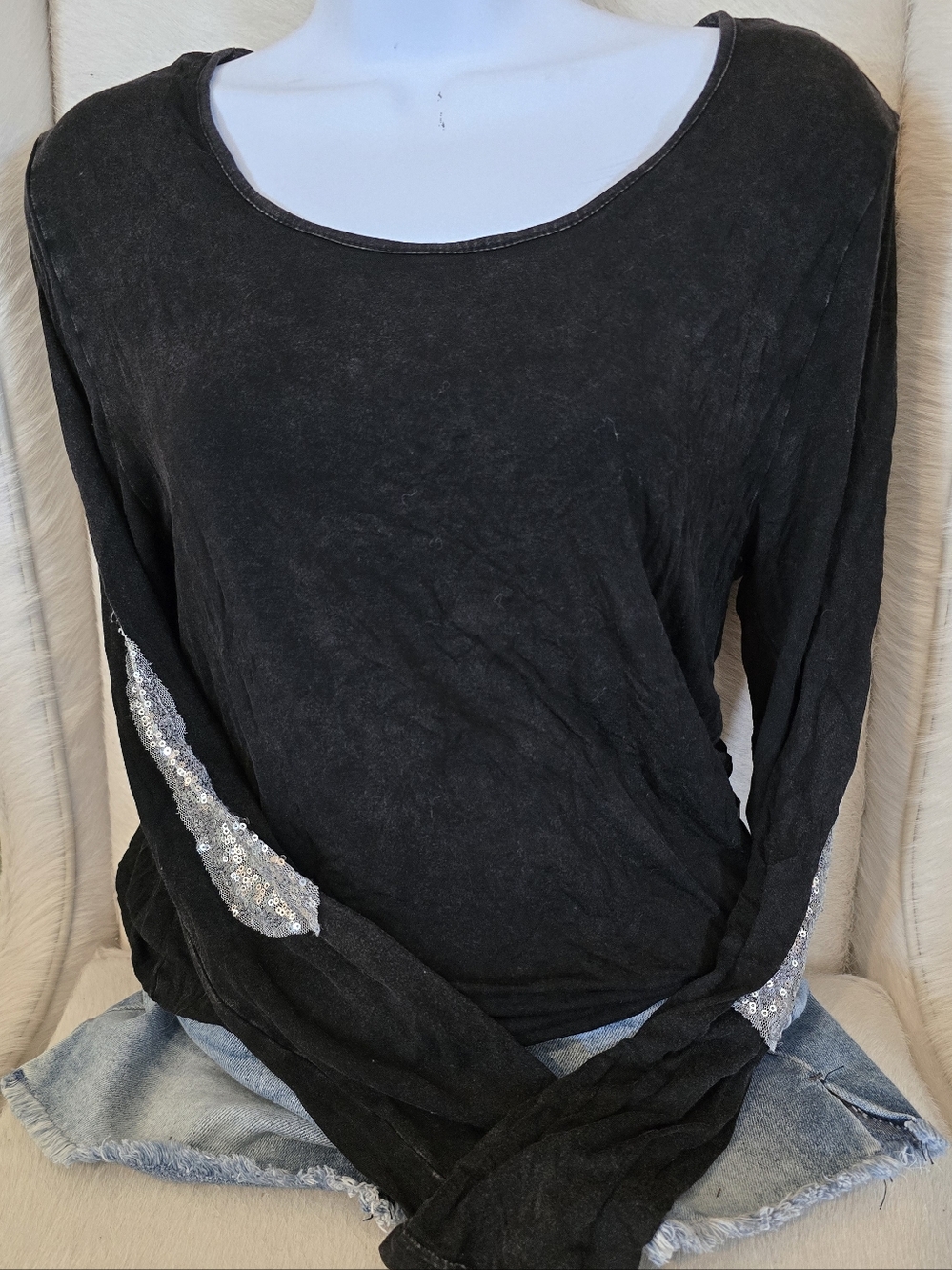 Elbow patch top